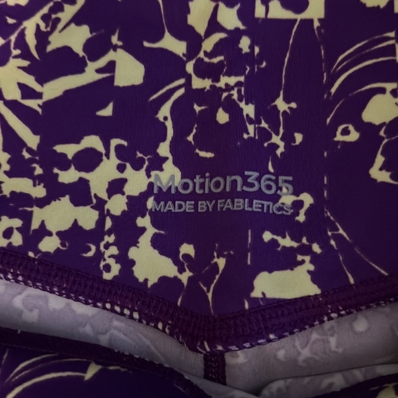 Fabletics Motion 365 - Picture 2 of 2